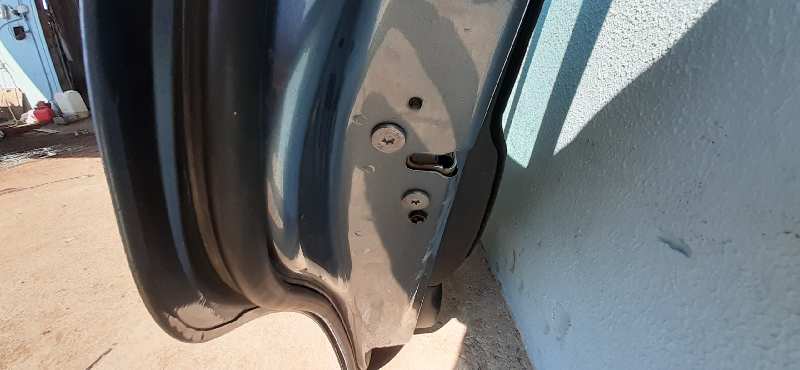 CERRADURA PUERTA TRASERA IZQUIERDA 