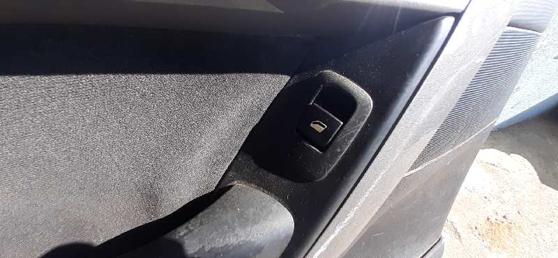 MANDO ELEVALUNAS TRASERO IZQUIERDO