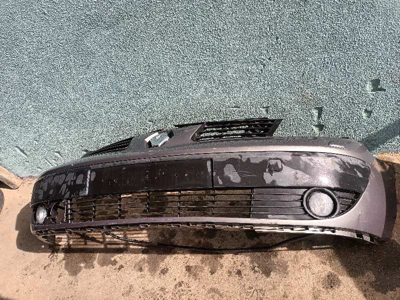 PARAGOLPES DELANTERO