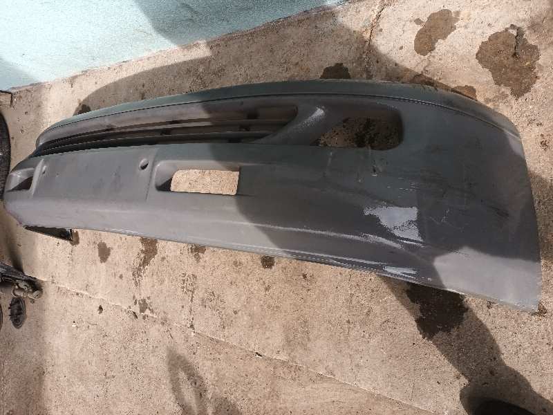 PARAGOLPES DELANTERO