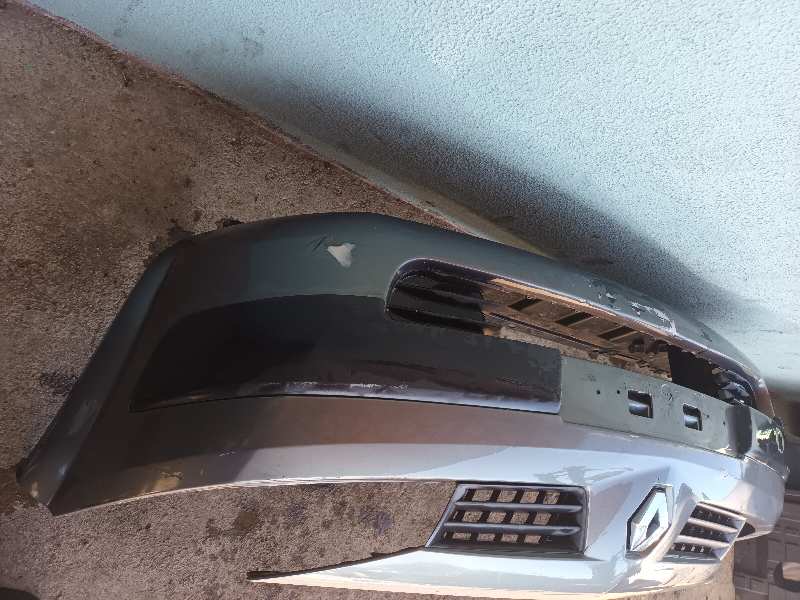 PARAGOLPES DELANTERO