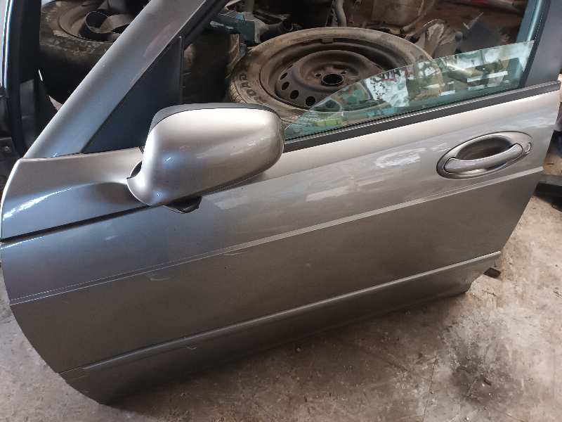 PUERTA DELANTERA IZQUIERDA