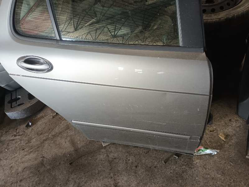 PUERTA TRASERA DERECHA