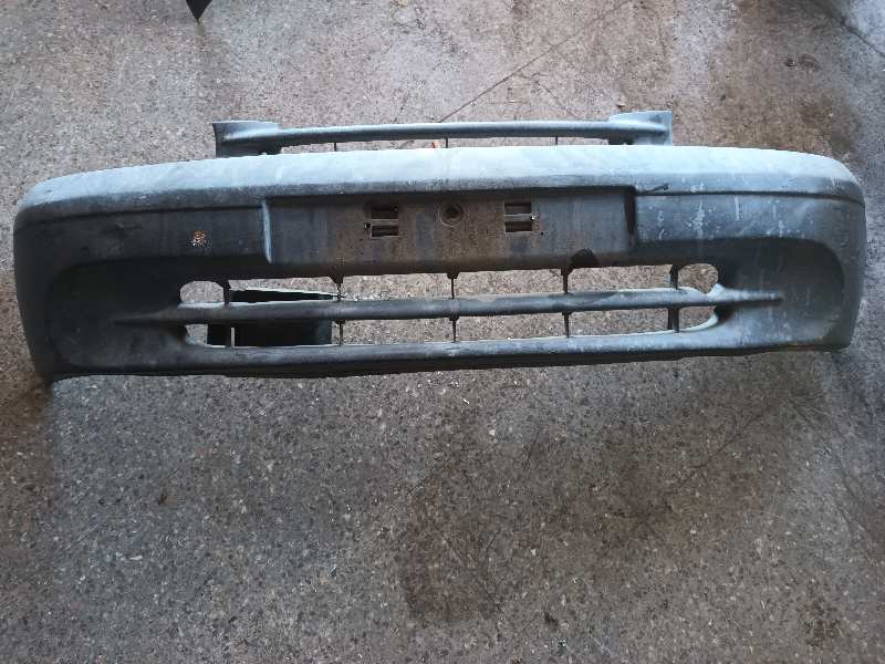 PARAGOLPES DELANTERO