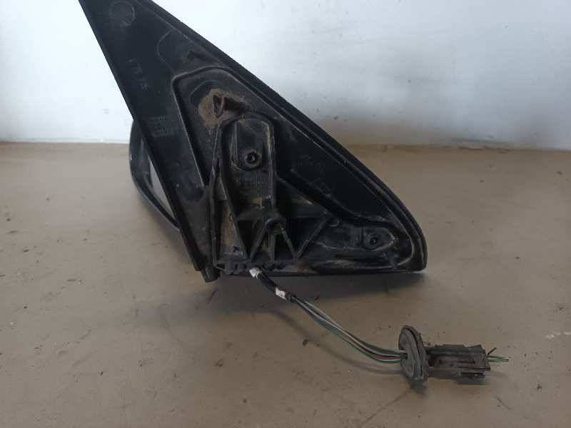 RETROVISOR IZQUIERDO