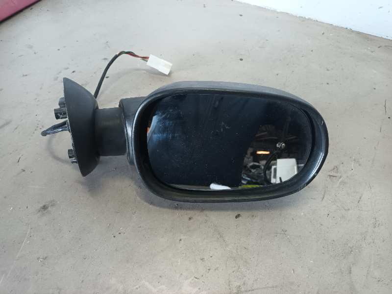 RETROVISOR DERECHO