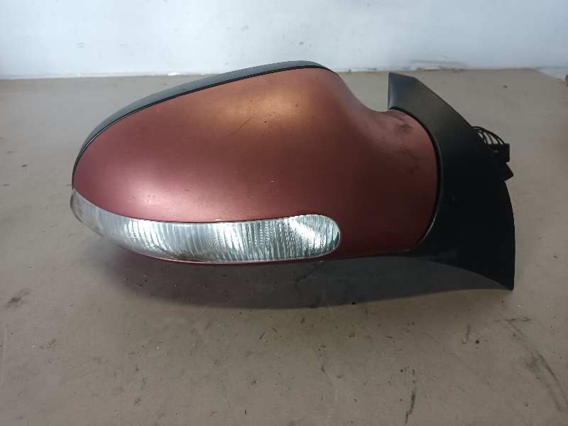 RETROVISOR DERECHO