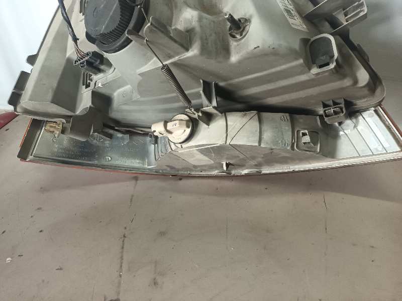 PILOTO DELANTERO IZQUIERDO