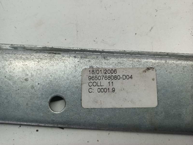 ELEVALUNAS TRASERO DERECHO