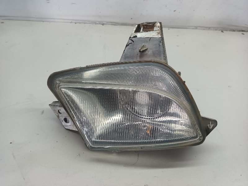 FARO ANTINIEBLA DERECHO