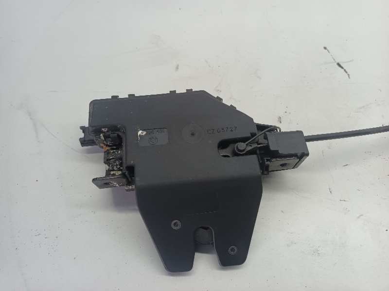 CERRADURA MALETERO / PORTON