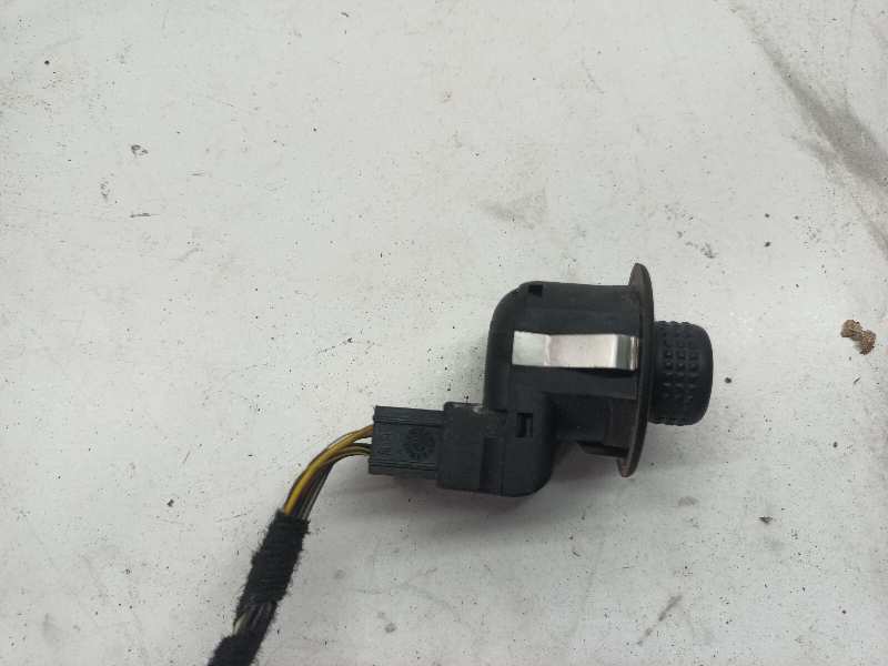 17B676 MANDO RETROVISOR  FORD KA (CCQ)