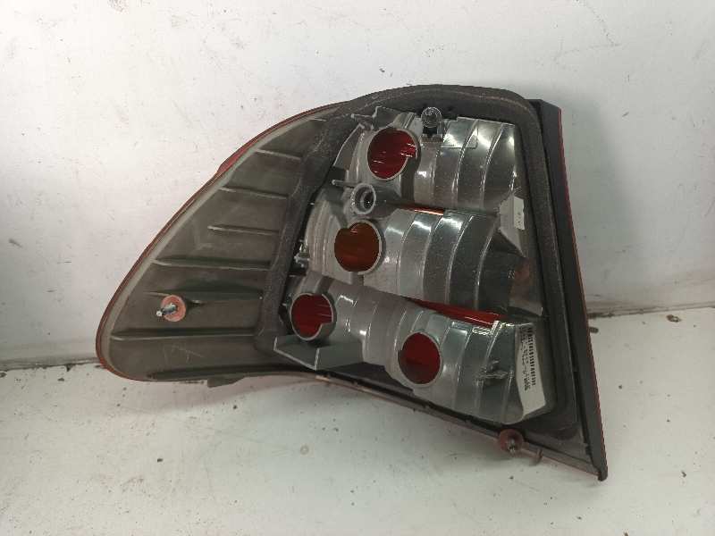 PILOTO TRASERO DERECHO