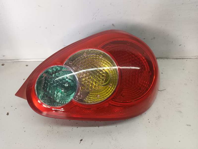 PILOTO TRASERO DERECHO