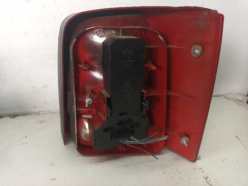 PILOTO TRASERO IZQUIERDO