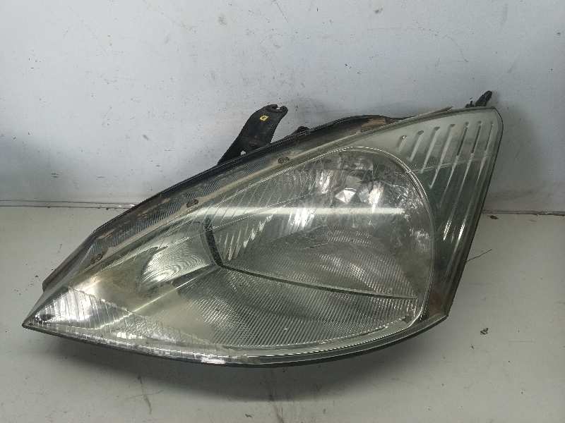 FARO IZQUIERDO FORD FOCUS BERLINA (CAK)