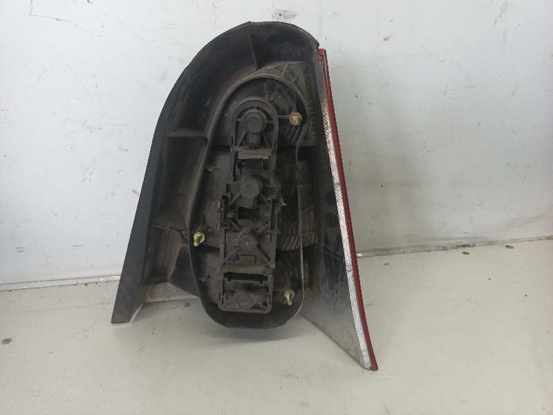 PILOTO TRASERO IZQUIERDO