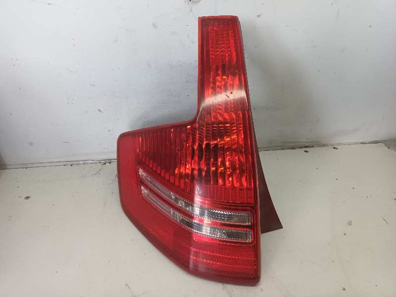 PILOTO TRASERO IZQUIERDO