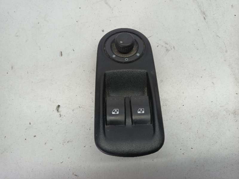 MANDO ELEVALUNAS DELANTERO IZQUIERDO 