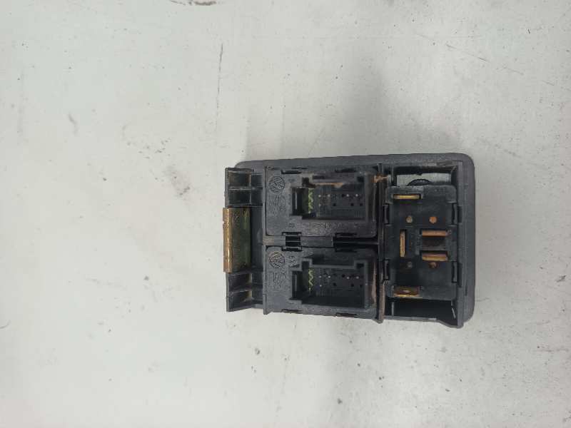 MANDO ELEVALUNAS DELANTERO IZQUIERDO 