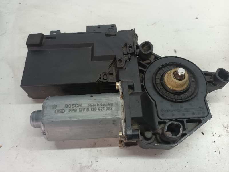 MOTOR ELEVALUNAS DELANTERO IZQUIERDO