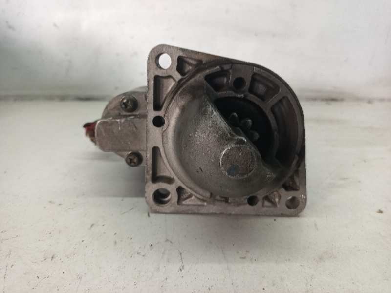 BRAZO SUSPENSION SUPERIOR DELANTERO IZQUIERDO