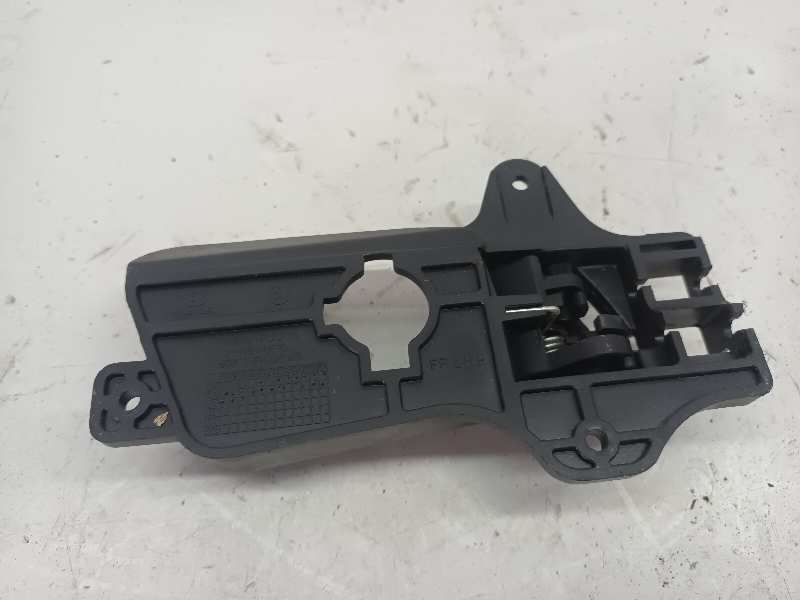 MANETA INTERIOR DELANTERA IZQUIERDA