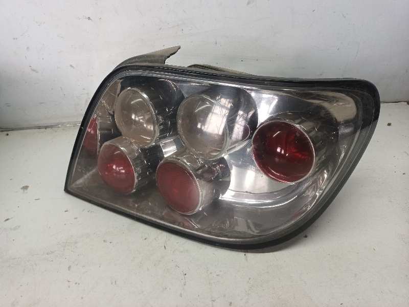 PILOTO TRASERO DERECHO