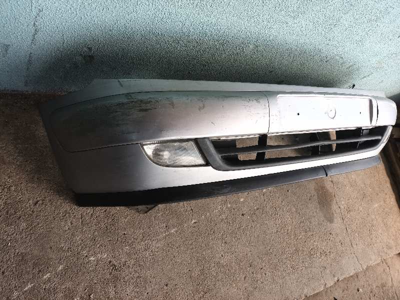 PARAGOLPES DELANTERO