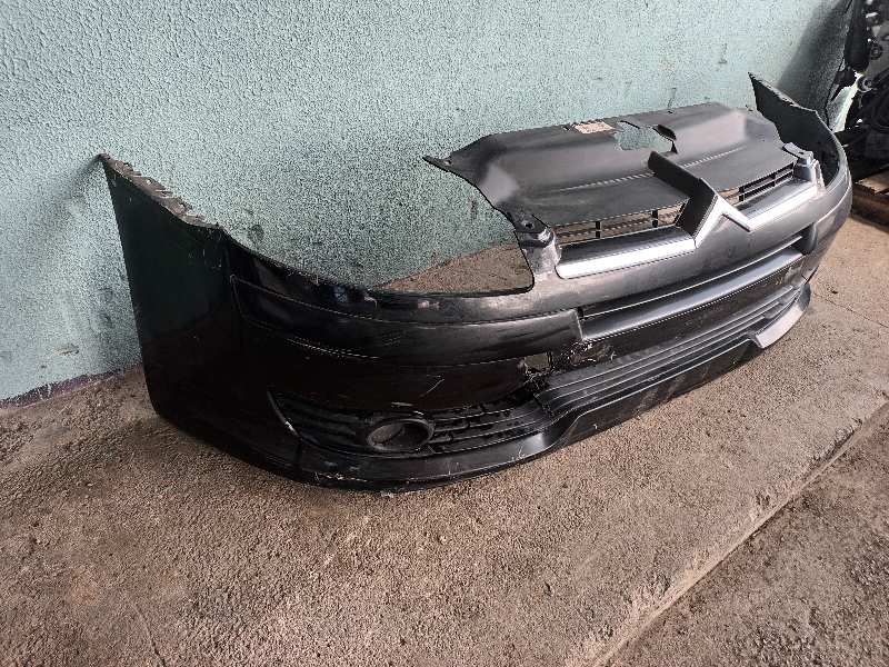 PARAGOLPES DELANTERO