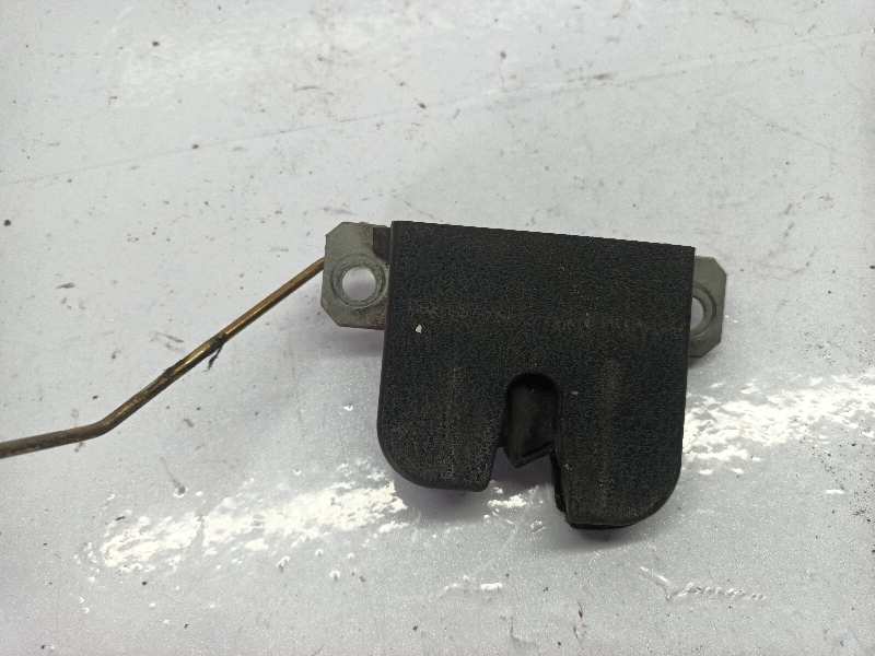 CERRADURA MALETERO / PORTON