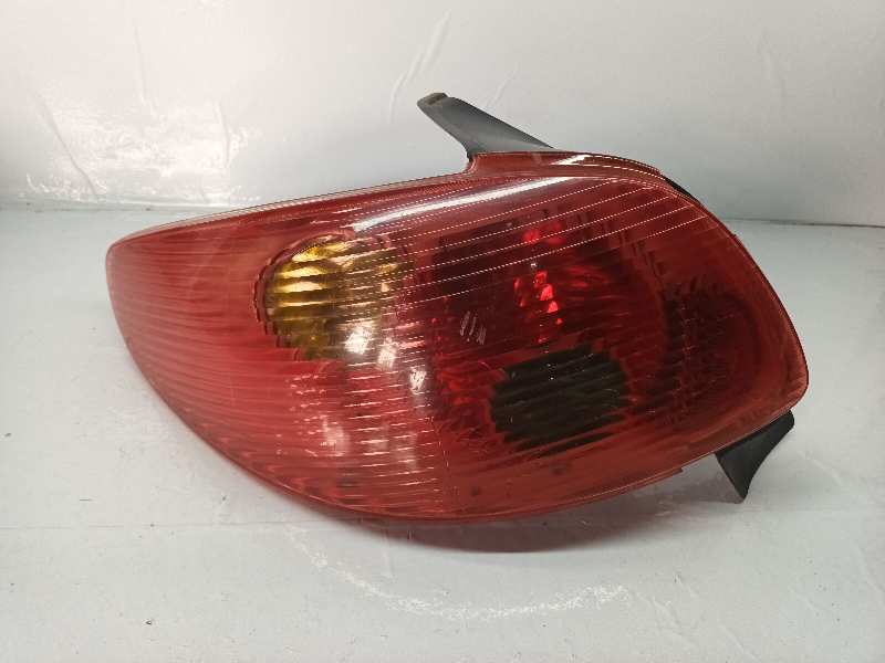 PILOTO TRASERO IZQUIERDO