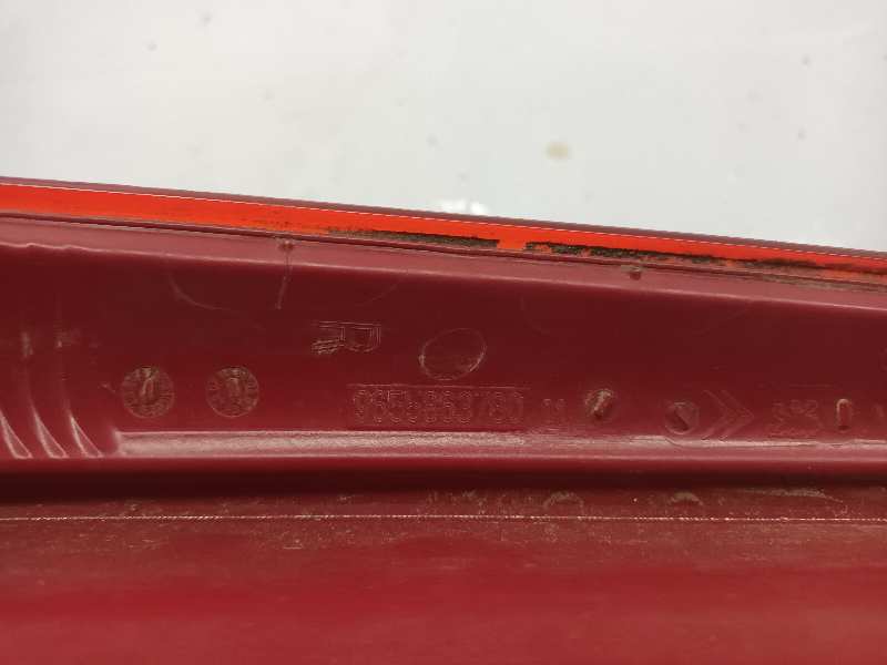 PILOTO TRASERO DERECHO