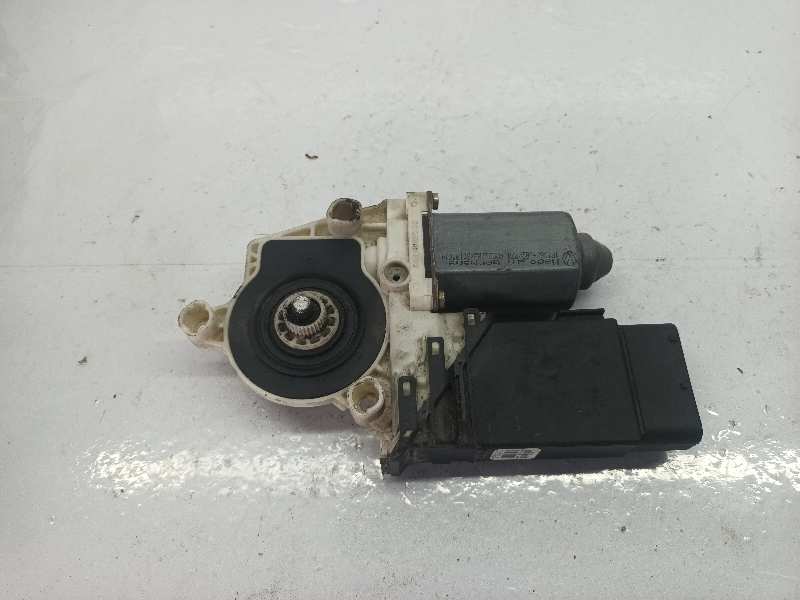 MOTOR ELEVALUNAS DELANTERO IZQUIERDO