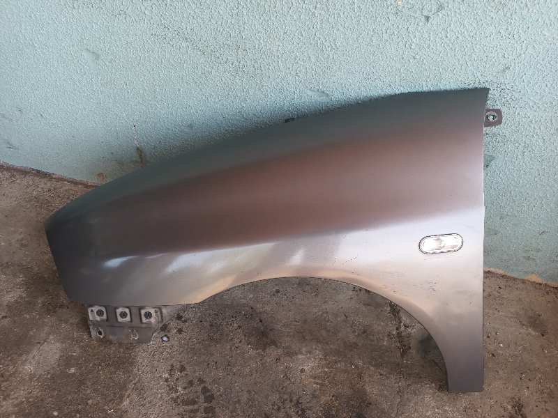 ALETA DELANTERA IZQUIERDA