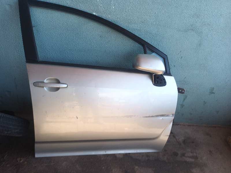 PUERTA DELANTERA IZQUIERDA