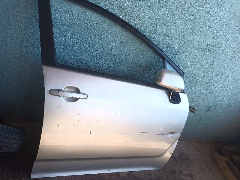 PUERTA DELANTERA IZQUIERDA