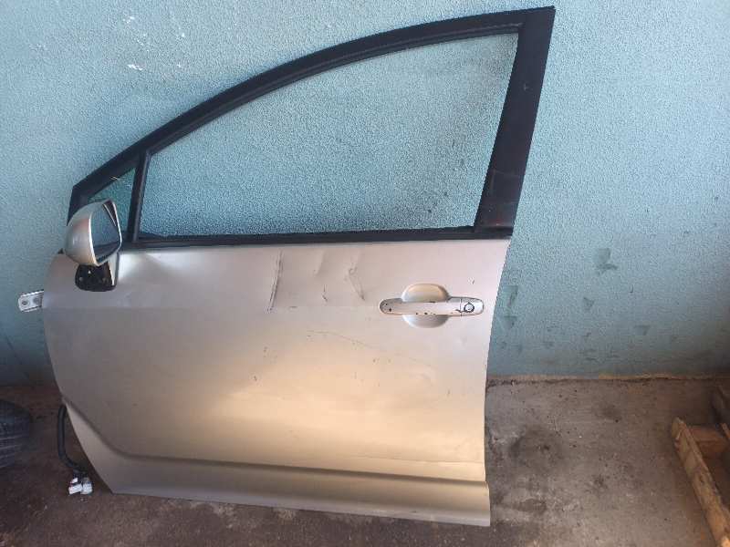 PUERTA DELANTERA IZQUIERDA