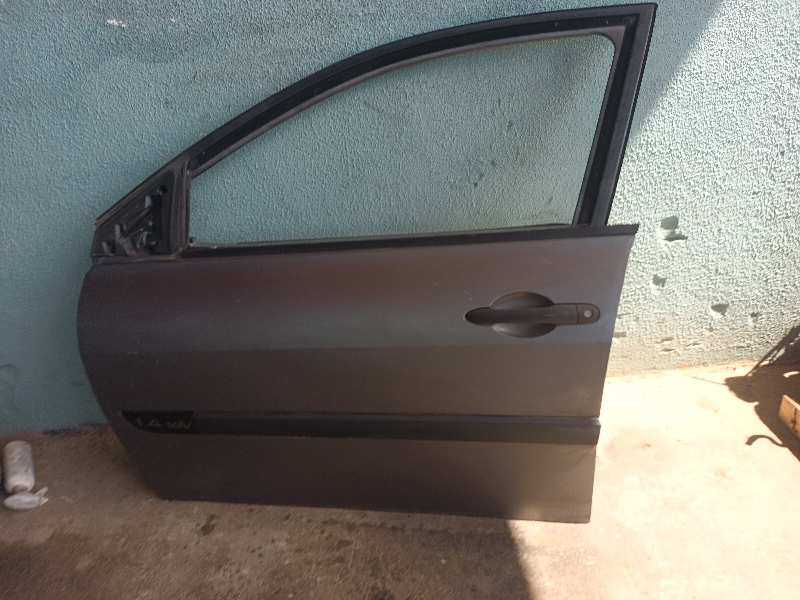 PUERTA DELANTERA IZQUIERDA