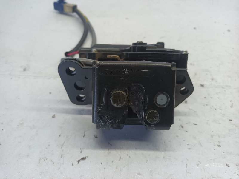 CERRADURA MALETERO / PORTON