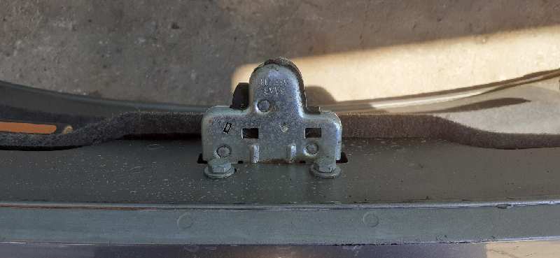 CERRADURA MALETERO / PORTON