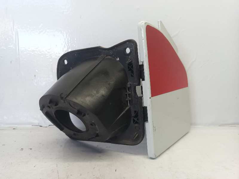 TAPA EXTERIOR COMBUSTIBLE RENAULT MASTER II PHASE 2 CAJA CERRADA