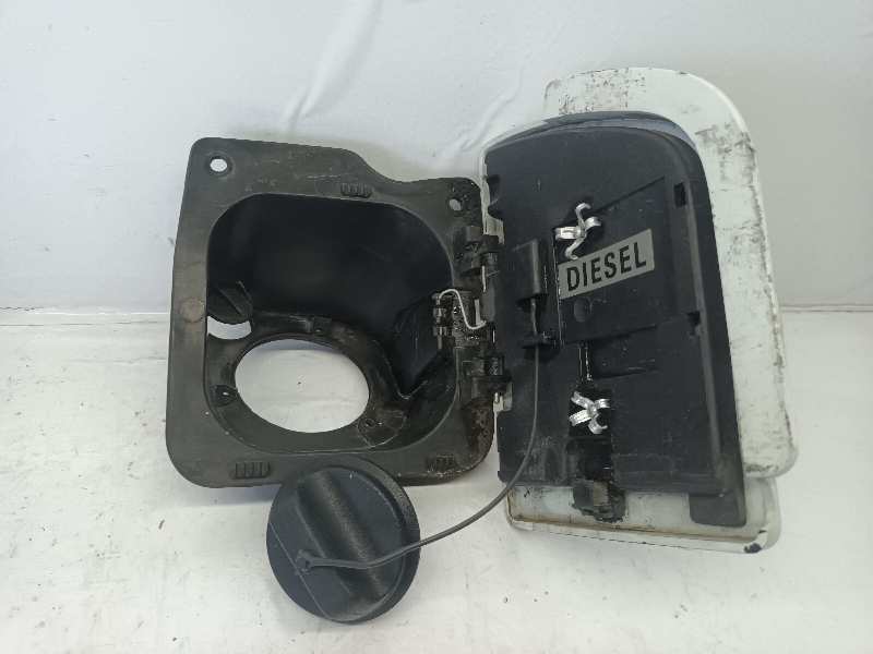 TAPA EXTERIOR COMBUSTIBLE RENAULT MASTER II PHASE 2 CAJA CERRADA