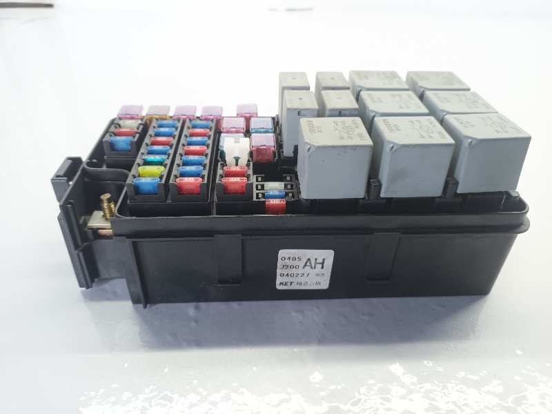 CAJA RELES / FUSIBLES CHEVROLET NUBIRA BERLINA