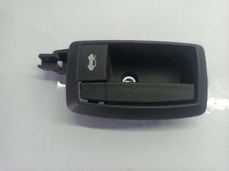 MANETA INTERIOR DELANTERA IZQUIERDA