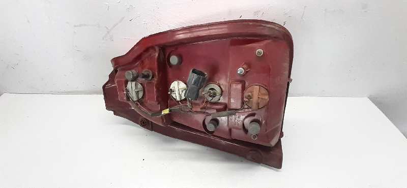 PILOTO TRASERO IZQUIERDO