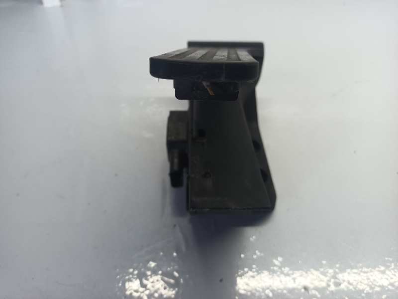PEDAL ACELERADOR
