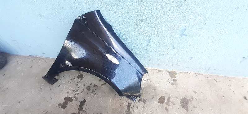 ALETA DELANTERA DERECHA