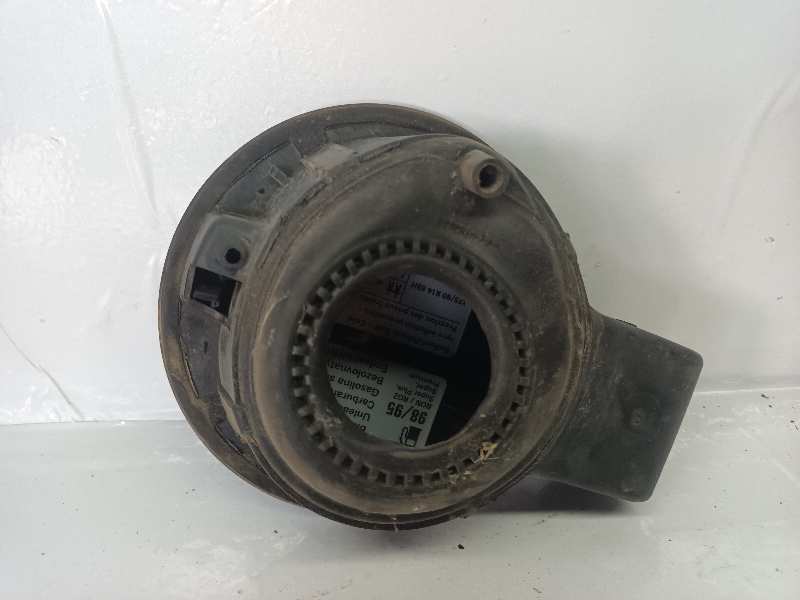 TAPA EXTERIOR COMBUSTIBLE