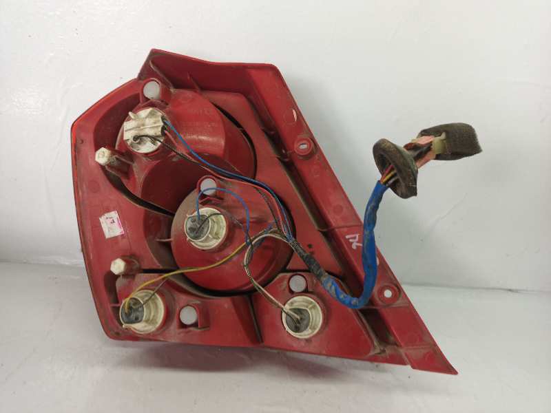 PILOTO TRASERO DERECHO